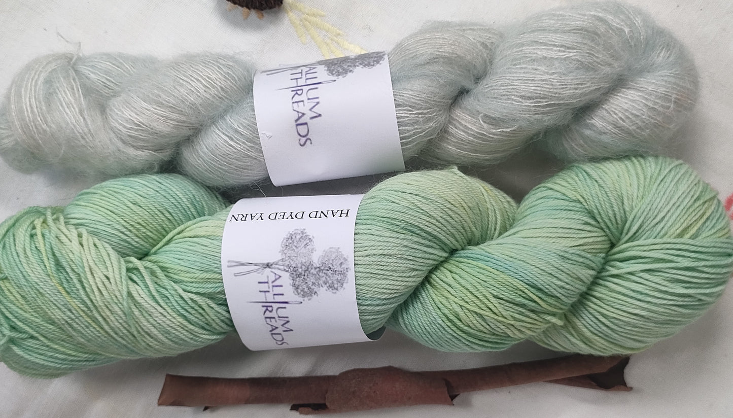 Trellis shawl kit four ply plus lace weight yarn