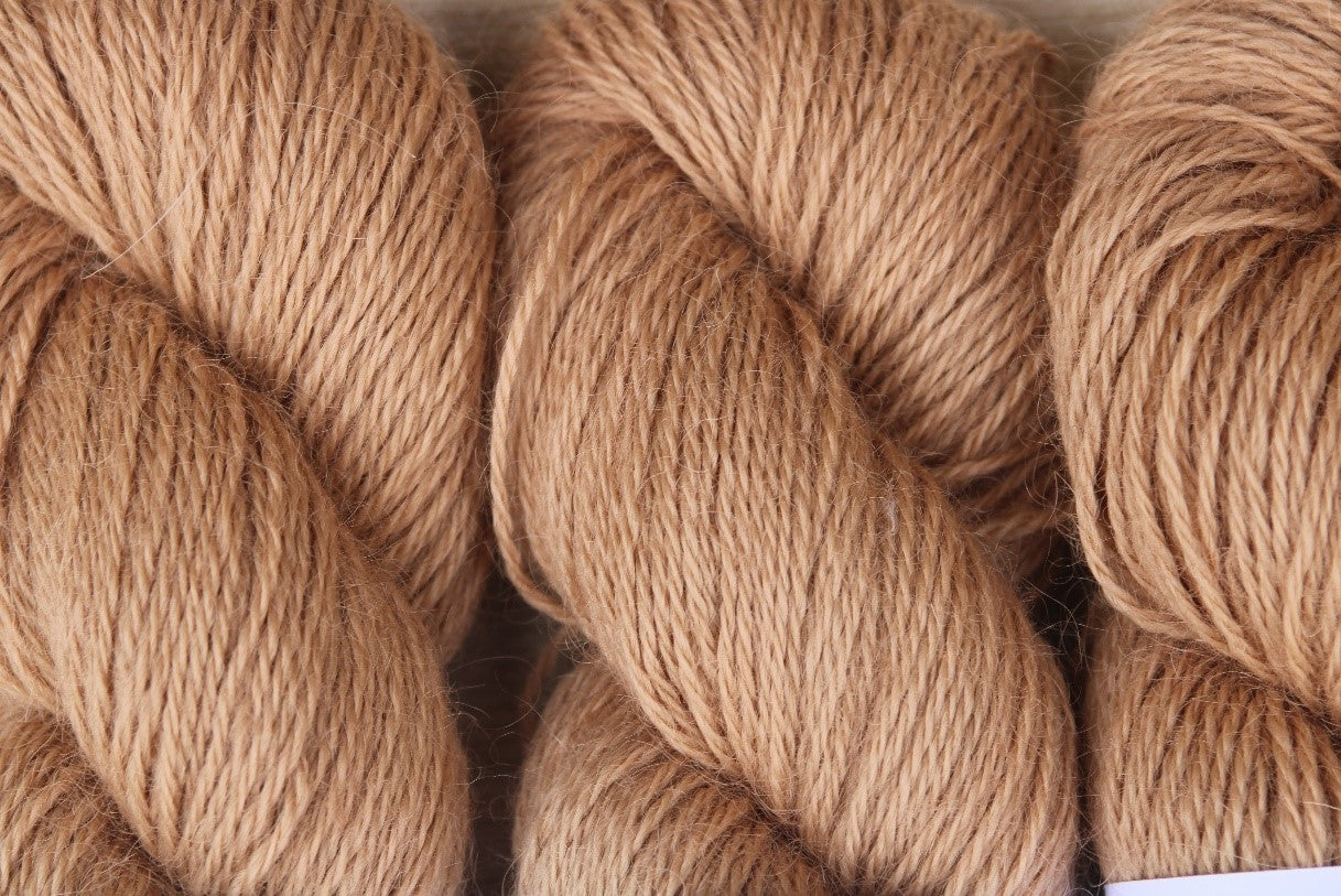 19415 Warm brown double knit Wensleydale