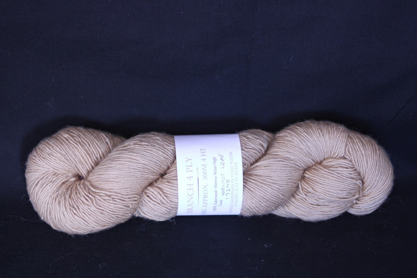 19298 Warm brown four ply merino singles high twist yarn