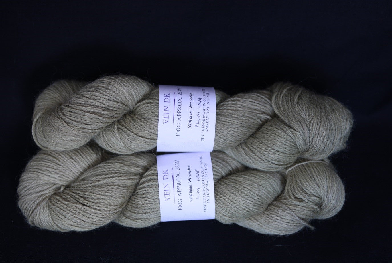 19328 Olive Green double knit Wensleydale