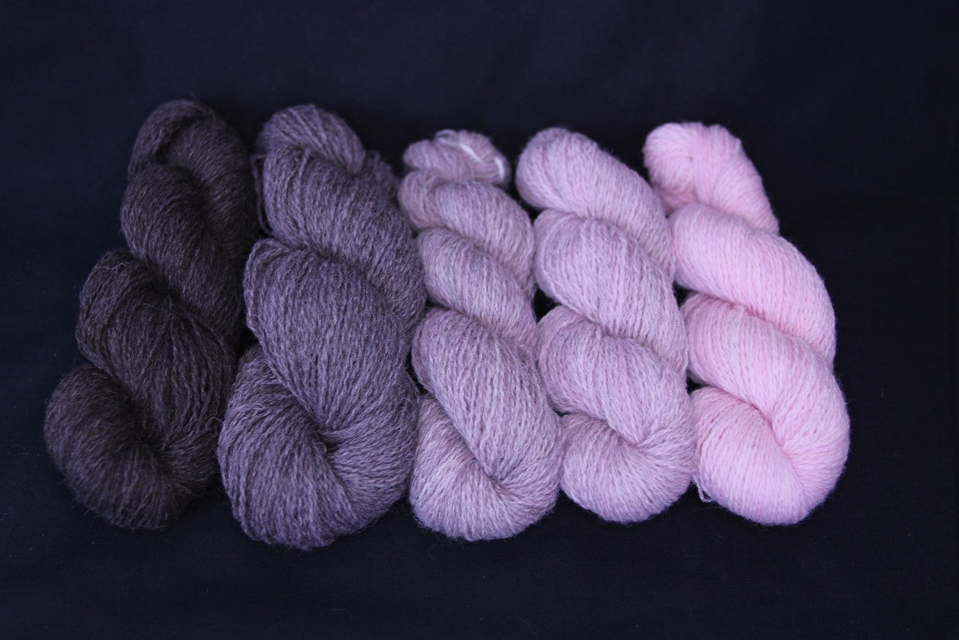 Marquetry scarf, hat and wrist warmers kit four ply