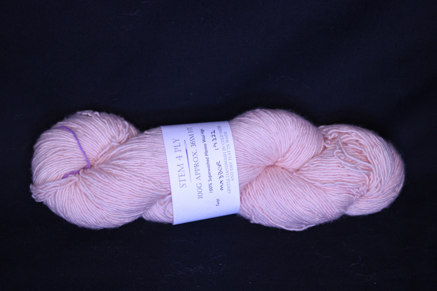 19222 Pale orange four ply merino singles high twist yarn