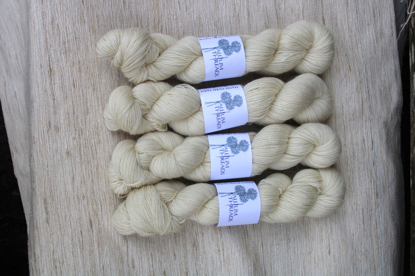 Undyed white four ply Fruit four ply Devonia