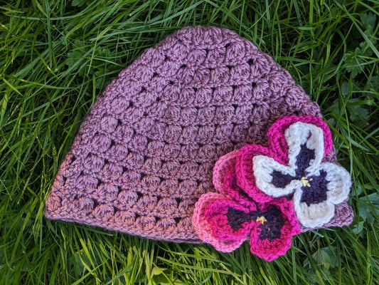 Pansy crochet hat kit
