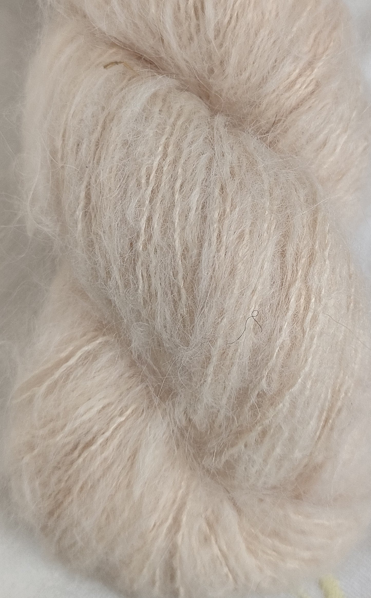 Pale Peach lace Umbel Suri silk