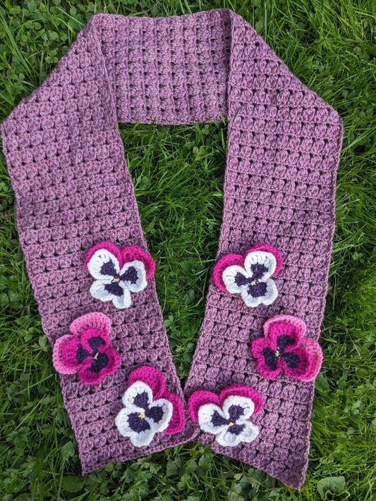 Pansy crochet scarf kit