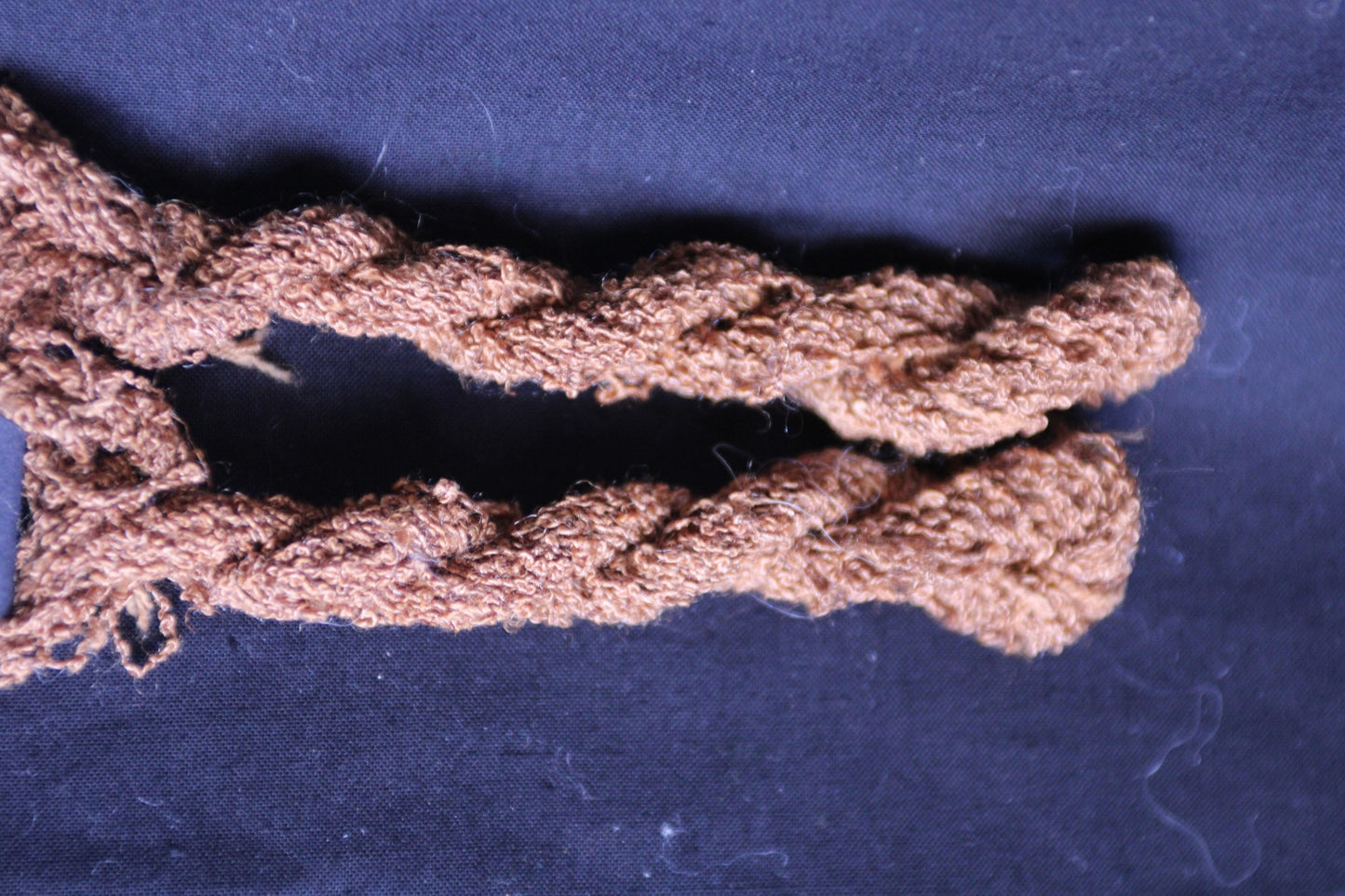 Silk boucle thread rich brown